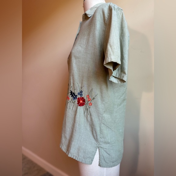 Bobbie Brooks Cotton Olive Green Short Sleeve Button Up With Floral Embroidery - Picture 7 of 8